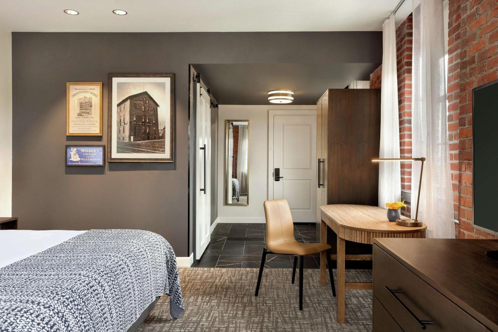The Wilbur Lititz, Tapestry Collection By Hilton Hotel Exterior foto