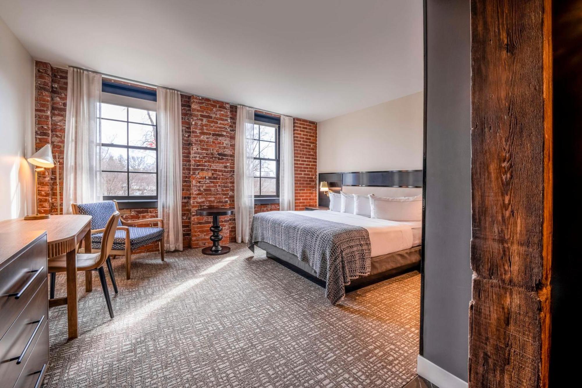 The Wilbur Lititz, Tapestry Collection By Hilton Hotel Exterior foto